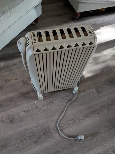 Delonghi electric oil heater - electric,