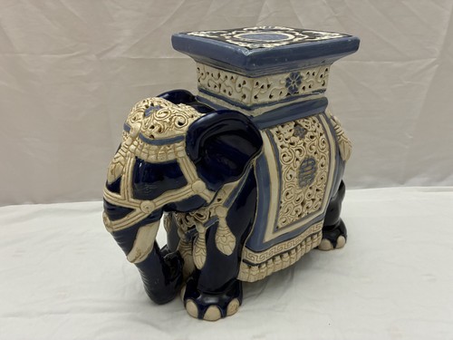 Vintage large ceramic - large, 17”