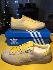 Adidas - UNISEX- Uk 5.5 -