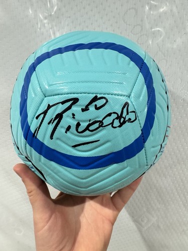 Rivaldo signed barcelona - rivaldo,