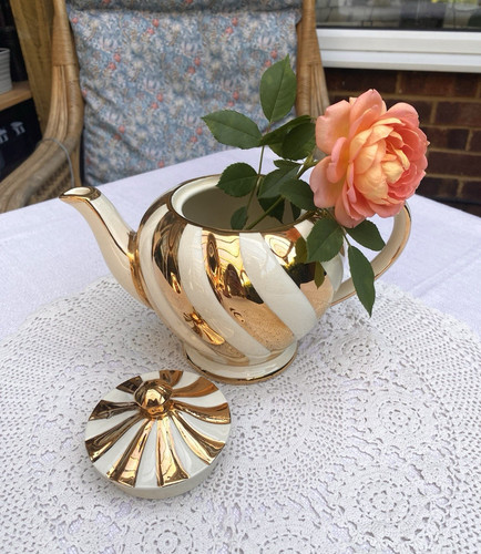 Vintage sadler gold - sadler,