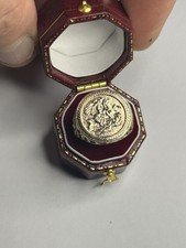 Superb Men's gift! Solid 9ct Gold St George & Dragon medallion Ring Sz Q pinky?