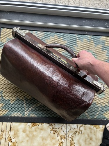 Antique vintage brown - brown, leather