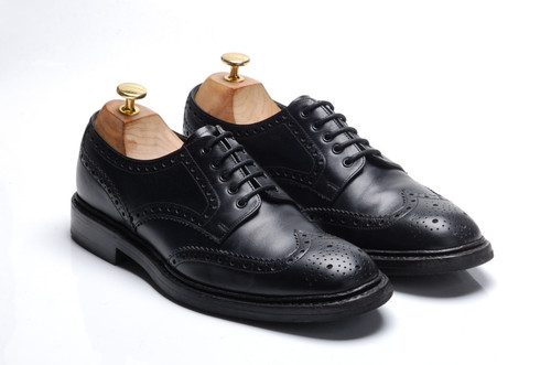 Loake 1880 black brogues - loake,