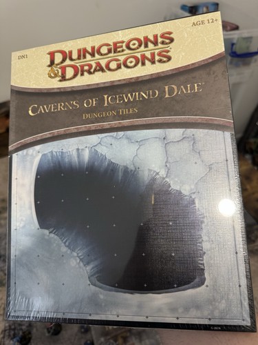 Dungeons dragons caverns - &,