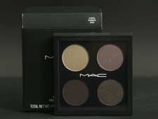 MAC A NOVEL ROMANCE EYESHADOW QUAD (A54)- BNIB