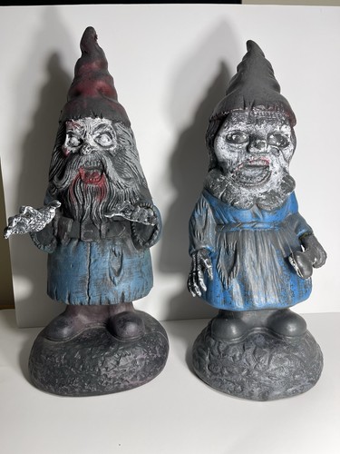 Zombie garden gnomes - gnomes, 16”