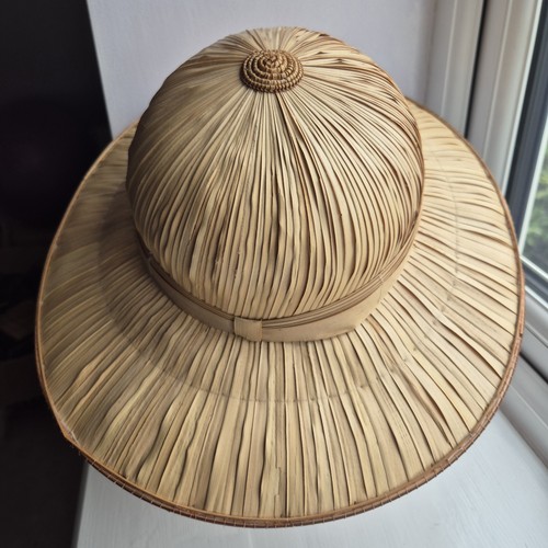 Ladies vintage pith - ladies,