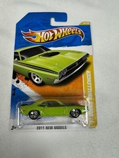 Hot Wheels 2011 New Models 71’ Dodge Challenger Lime Green Coupe With  Black T38