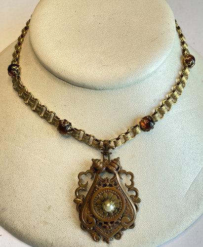 Vintage victorian revival - vintage,