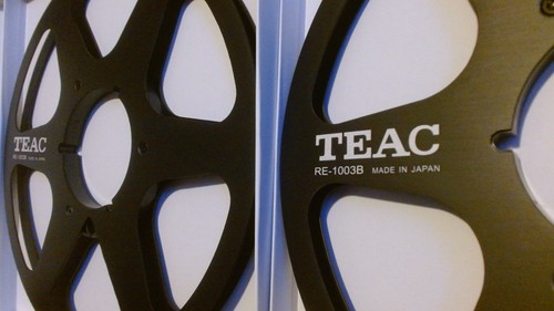 Black metal tape reel teac - metal,