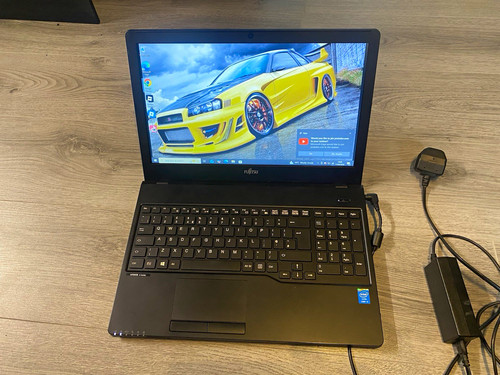 Fujitsu laptop series - fujitsu, a