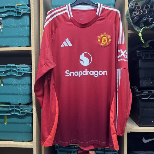 Manchester united home - home, 2024/25