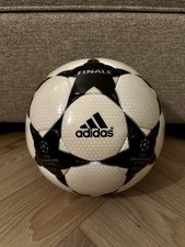 Original Adidas Finale 2