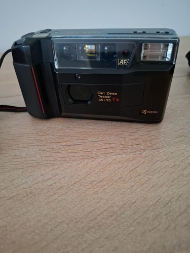 Yashica premium compact - premium,