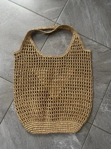 Woven raffia beach bag - woven,