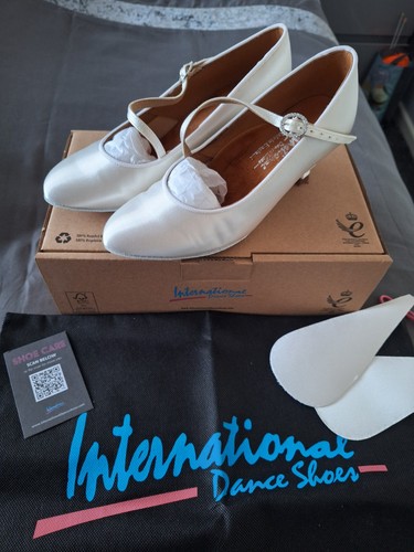 Ballroom dance shoes - size, 4