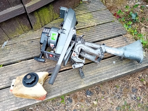 Mariner 5hp outboard - 2.5hp, spares