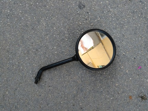 Right mirror - mirror,