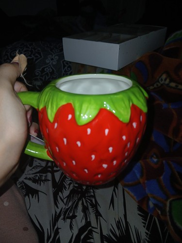 Strawberry shaped mug - strawberry,