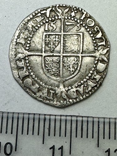 Outstanding 1575 elizabeth - outstanding,