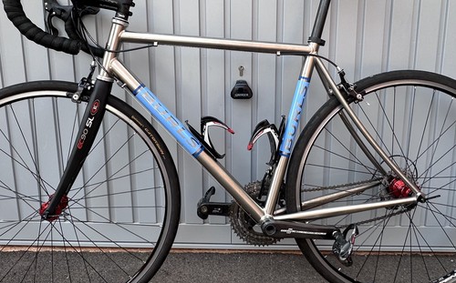 Burls titanium road - , bike