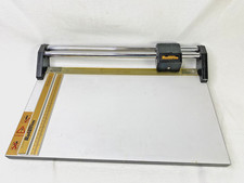 Saunders RotaTrim Mastercut II #12  Pro Paper/Film Cutter Trimmer 12" x 18"