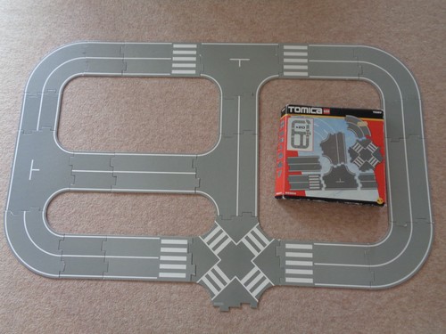 Tomica hypercity track - tomica,
