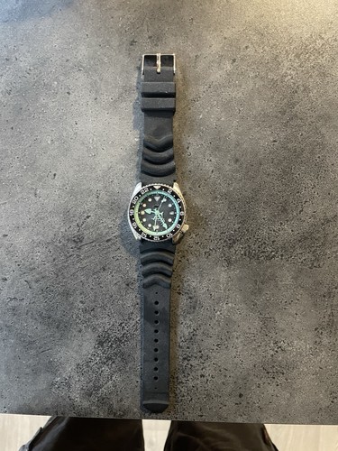 Seiko scuba divers - seiko,