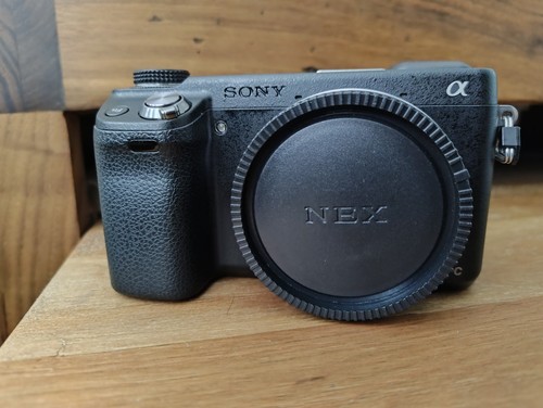 Mint sony alpha nex 16 - alpha, nex-6