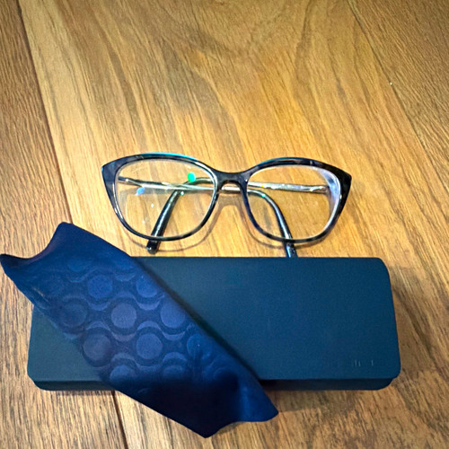 Women blue cat eye full - eye,