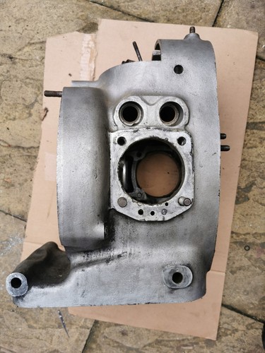 Bmw r69s engine - engine, case