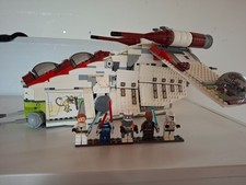 Lego Star Wars 7676 Republic Attack Gunship  with  minifigures and instructions