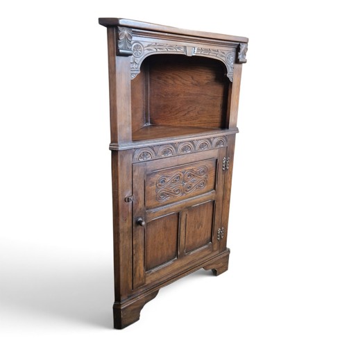 Vintage carved oak corner - vintage,