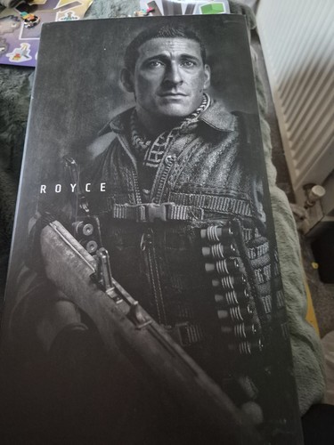 Hot toys predator royce - hot, and
