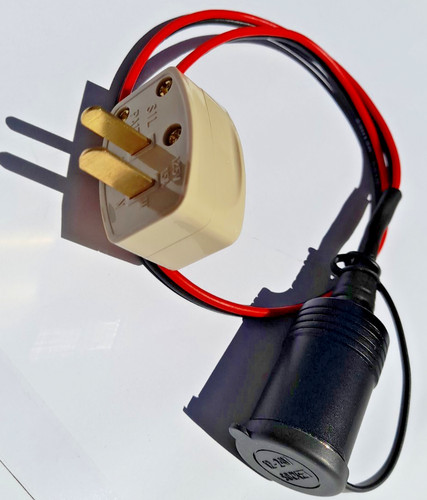 Clipsal flat pin plug to - pin,