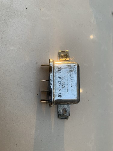 Jaguar daimler v8 - 2, 250