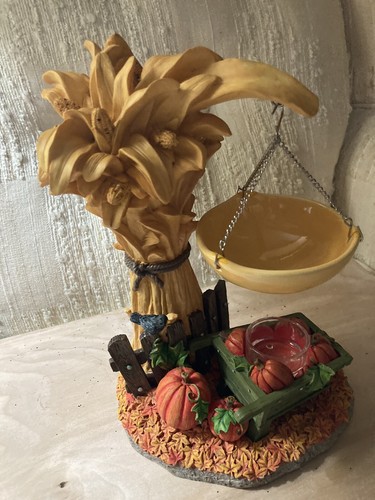 Yankee candle tart warmer - candle,