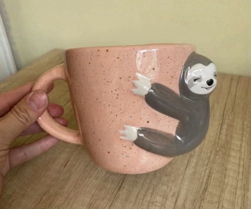 Cute sloth pink - 3d,