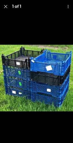 Stackable plastic tray - tray, crate