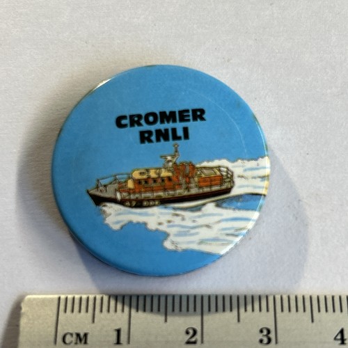 Vintage collectible pin - vintage, badge