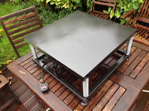 Vibrating table concrete - table,