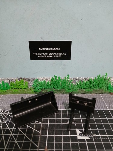 Britains farm toys - farm, telehandler