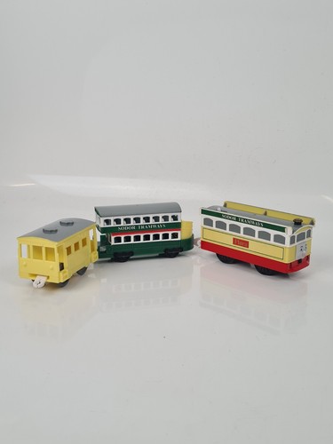 Flora and trucks - flora, tomy