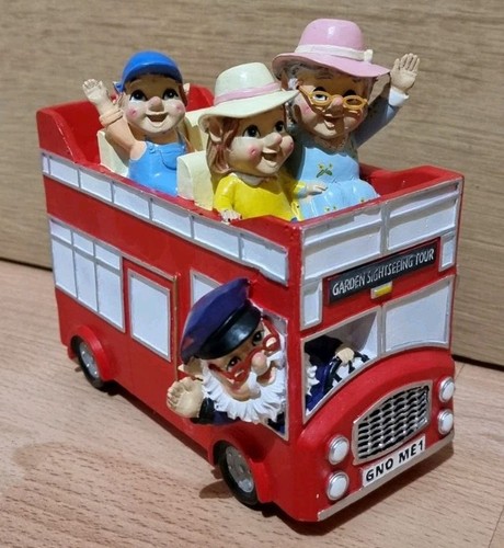 Family london bus - on,