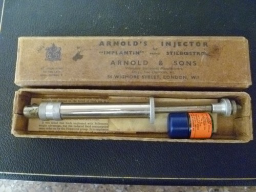 Vintage arnold injector - a,