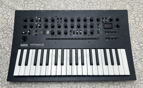 Korg minilogue analog - xd,