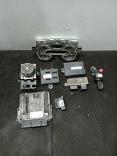 VAUXHALL VIVARO MK2 X82 1.6 DIESEL COMPLETE ENGINE ECU KIT 231A08052R