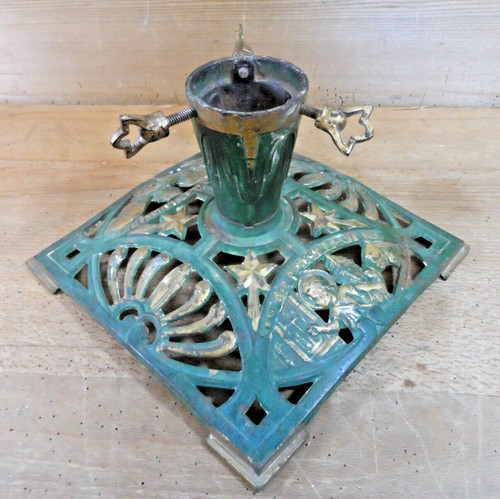 Alt christmas tree stand cast - alt,