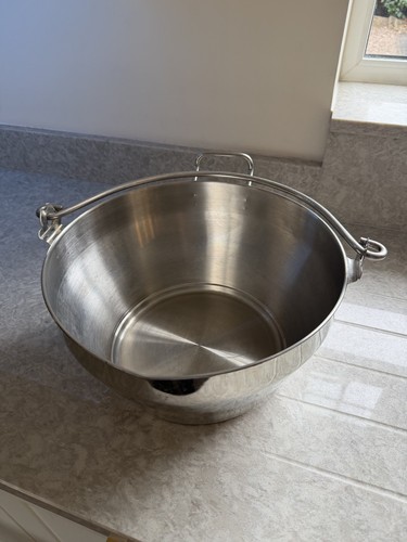 Stainless steel - stainless,